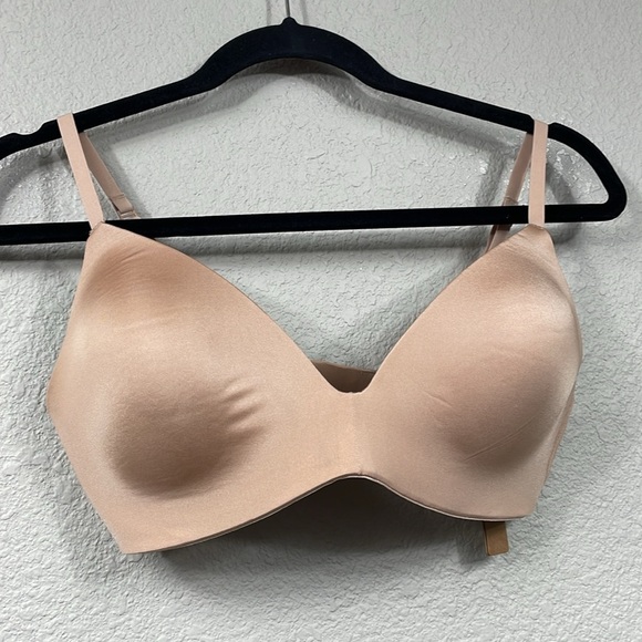NWT Skims Wireless Form Lightly Lined Bra Beige Clay Sz 36C - Picture 4 of 9